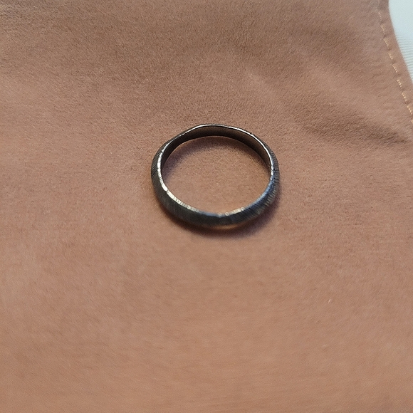 NWOT So Pretty Cara Cotter ring size 5 - Picture 3 of 3